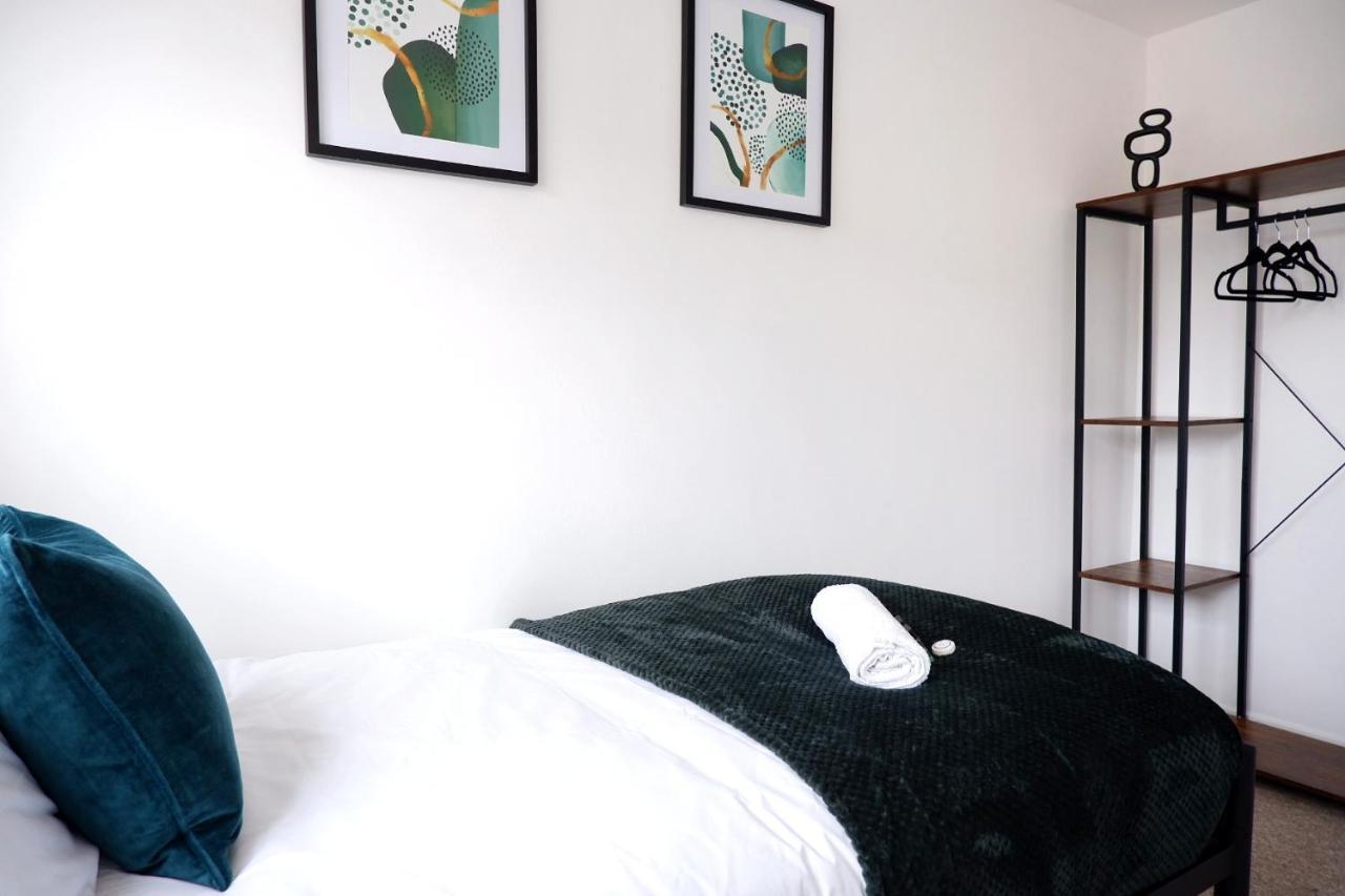 Comfortable And Cozy 4-Bedroom House Near The Hospital เคมบริดจ์ ภายนอก รูปภาพ