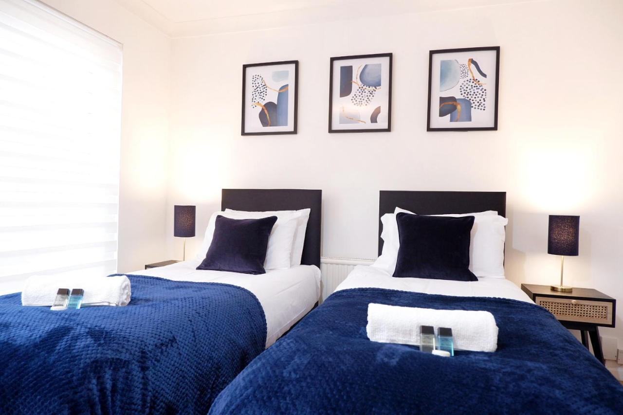 Comfortable And Cozy 4-Bedroom House Near The Hospital เคมบริดจ์ ภายนอก รูปภาพ